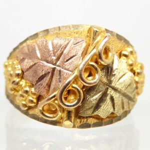 Vintage 10K Black Hills Gold Statement Ring, Size 9 - 9259
