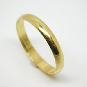 10K Yellow Gold Men&#39;s Band X7844