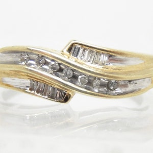 Vintage 10K Yellow Gold Baguette and Round Cut Diamond Band/Ring, Size 6 3/4 o