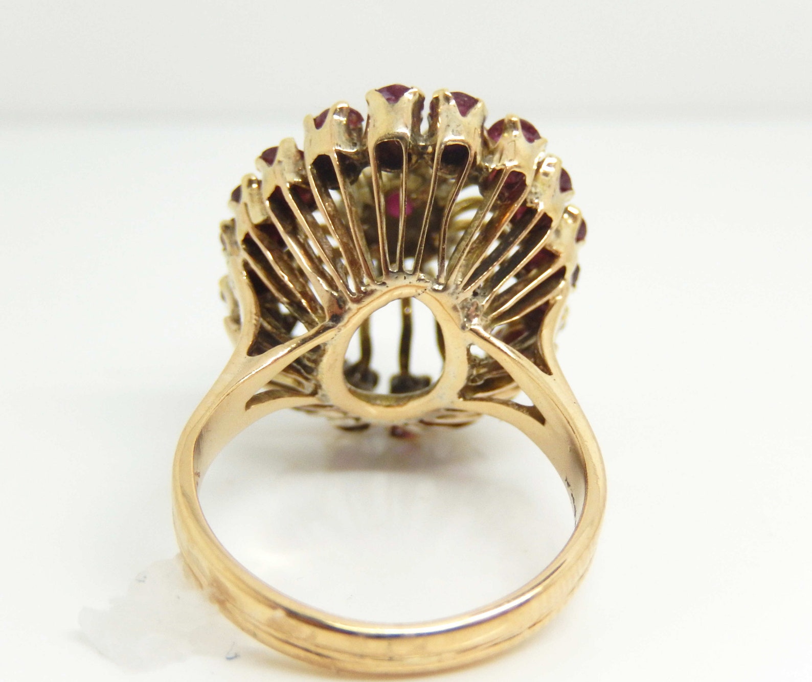 Vintage 18K Yellow Gold Ruby Cluster Statement Ring X5890 - Etsy