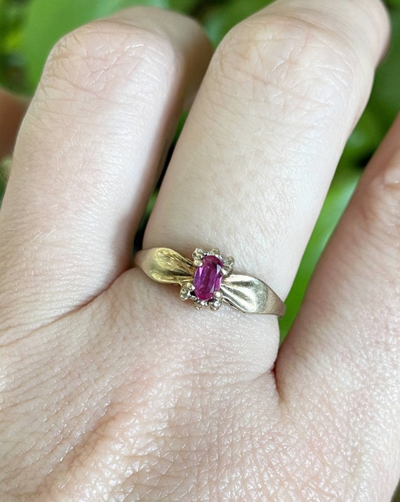 Vintage 10K Yellow Gold Ruby Ring, Size 7 - X8846 - image 10