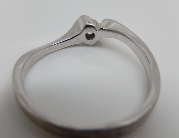 Estate 10K White Gold Diamond Solitaire Ring Size… - image 4