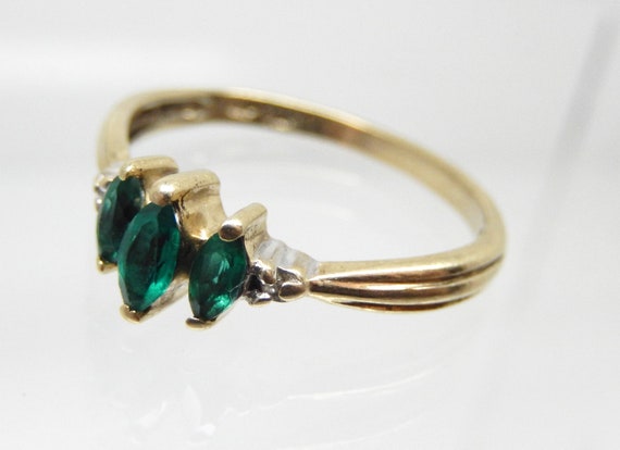 Vintage 10K Yellow Gold Emerald Marquise Ring, Si… - image 3