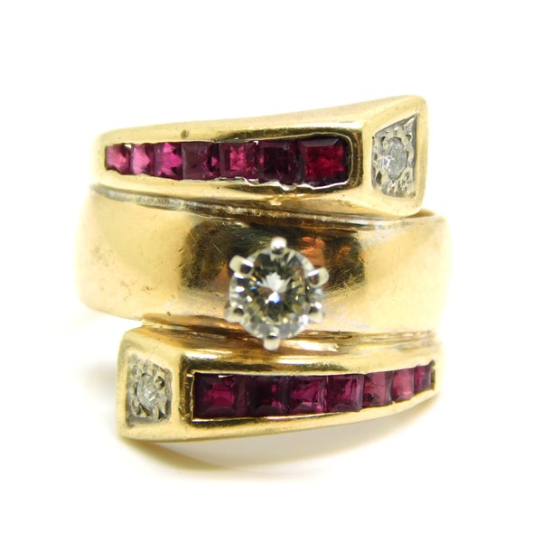 14K Yellow Gold Diamond Solitaire Ring With Tapered Princess Cut Rubies Size 5.5 - X8861