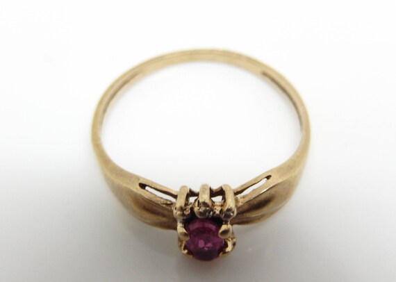 Vintage 10K Yellow Gold Ruby Ring, Size 7 - X8846 - image 4