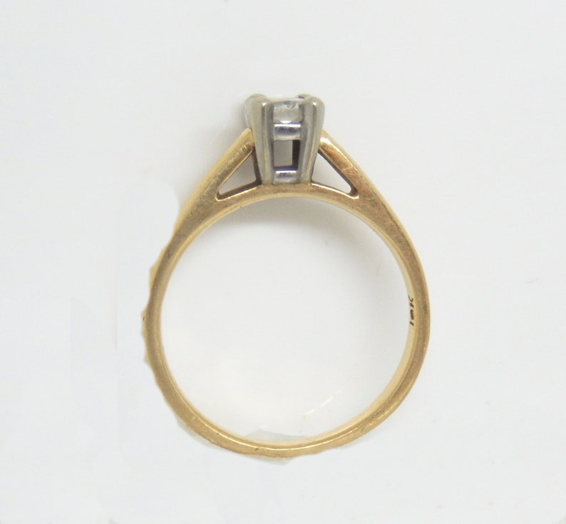 Vintage 10K Yellow Gold Princess Cut Diamond Solitaire Ring Size 6.75 X6052 image 8