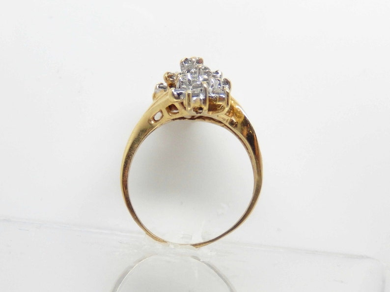 Vintage 10K Yellow Gold Diamond Cluster Ring Size 8 8053 image 5