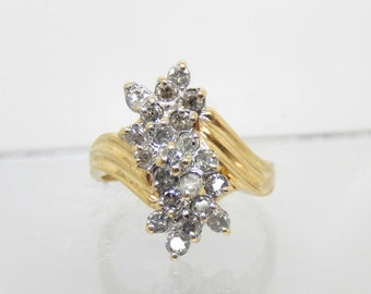Vintage 10K Yellow Gold Diamond Cluster Ring Size 8 - 8053