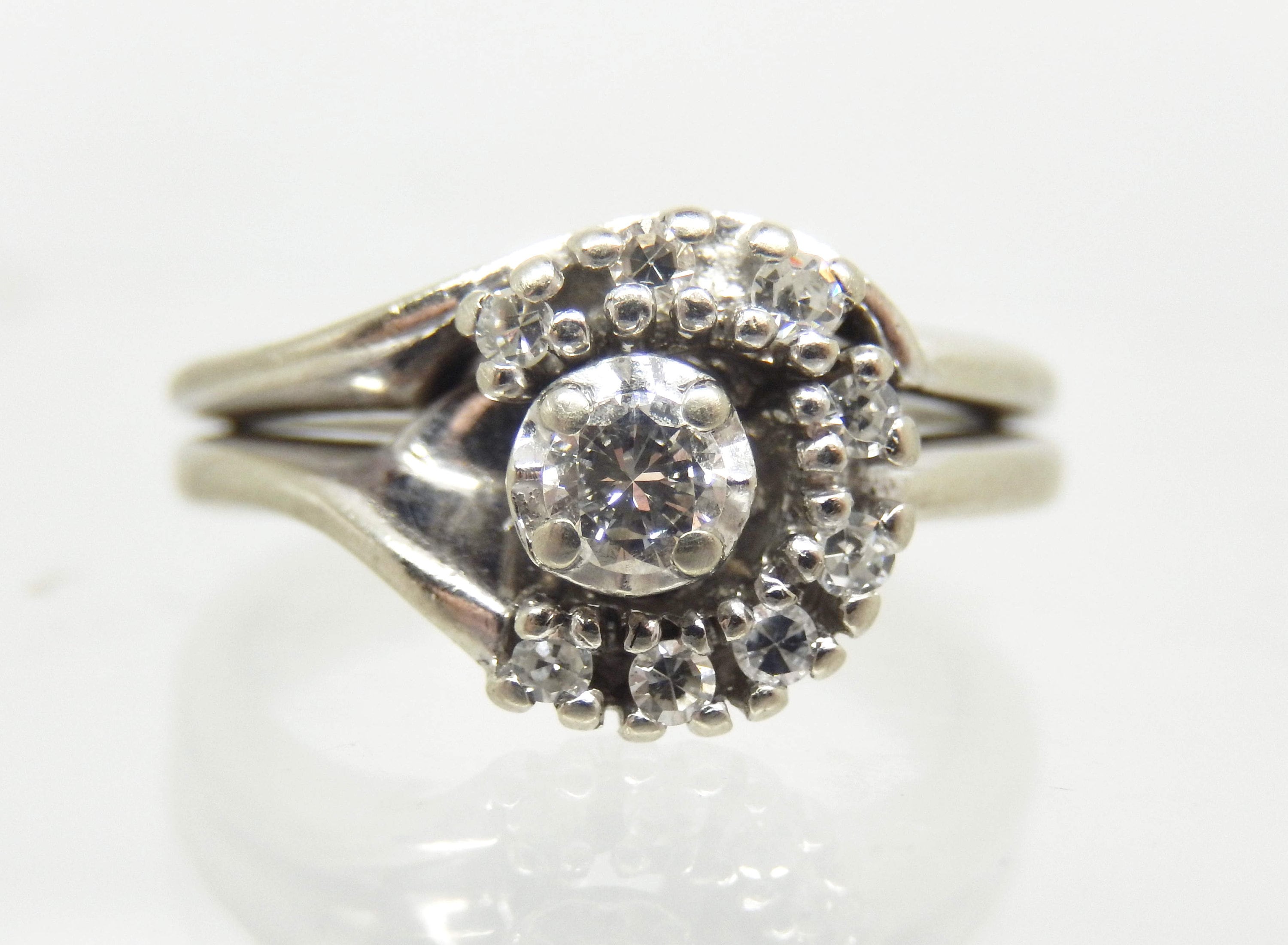 Estate 14K White Gold Diamond Wedding Rings Set Size 5 1/2 - X6132