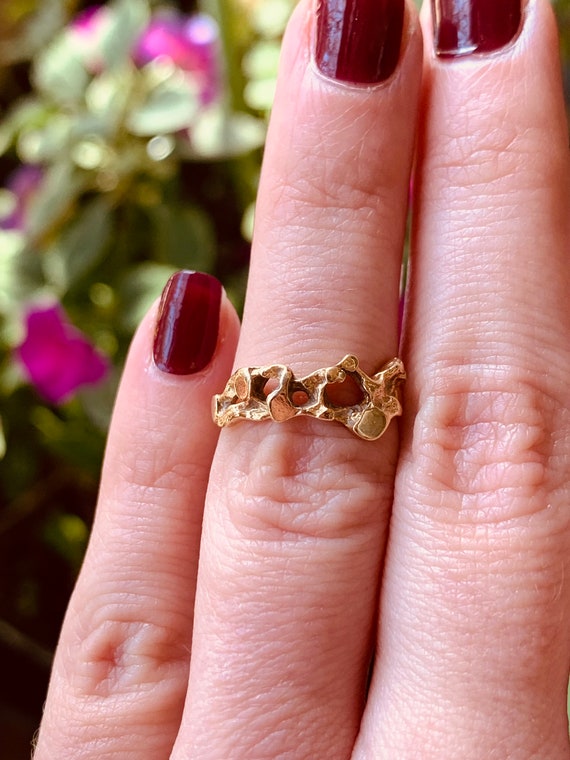 Gold hotsell nugget band