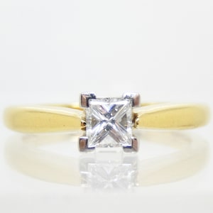 Vintage 18K Yellow Gold Princess Cut Diamond Solitaire Size 6.5 - X7472