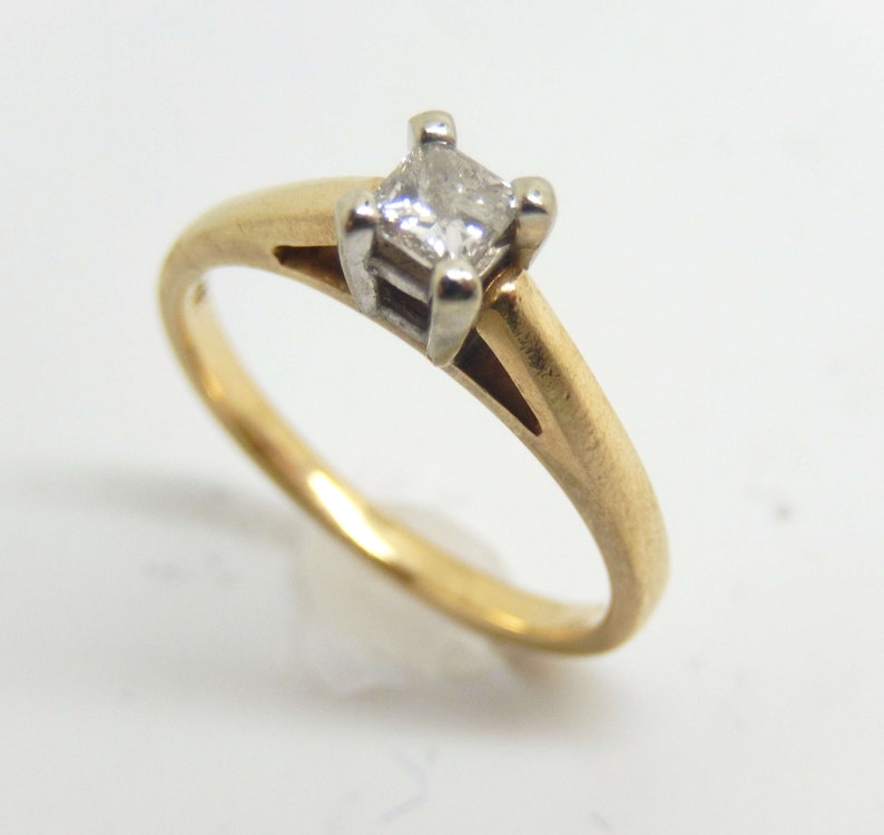 Vintage 10K Yellow Gold Princess Cut Diamond Solitaire Ring Size 6.75 X6052 image 1