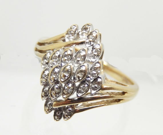 Vintage 10K Yellow Gold Diamond Bypass Ring, Size… - image 3