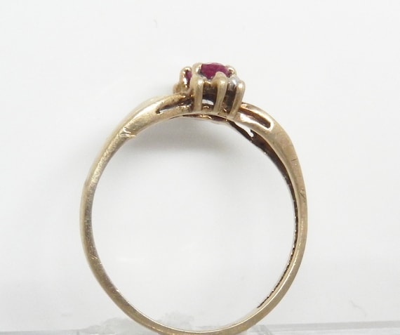 Vintage 10K Yellow Gold Ruby Ring, Size 7 - X8846 - image 8