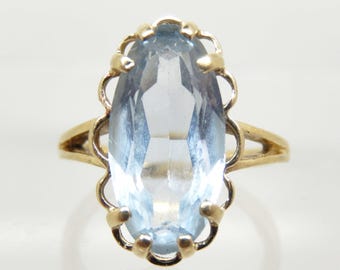 Vintage 10K Yellow Gold Aquamarine Statement Ring, Size 6 - X9985
