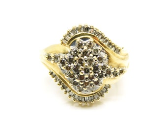 10K Yellow Gold Large Faced Diamond Cluster Ring Size 8.25 - X8887