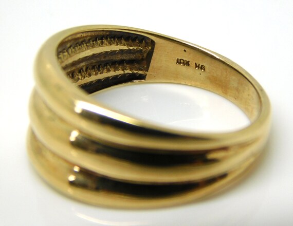 10K Yellow Gold Ribbed Band Size 8 - X8639 - image 5