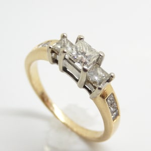 Vintage 14K Yellow Gold Princess-Cut Diamond Engagement Ring with Appraisal Size 8 - X7183