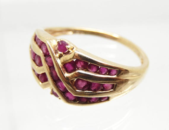 Vintage 10K Yellow Gold Ruby Statement Ring, Size… - image 3