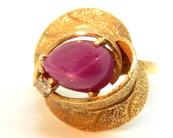 Vintage 14K Yellow Gold Star Ruby (Synthetic) Ring Size 5.5 - X5737