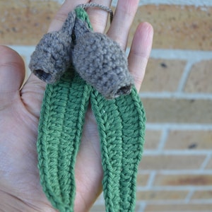 Gumnut and leaves  crochet pattern, Crochet leaf pattern, Gumnut crochet, PDF crochet pattern, Beginner gumnut crochet pattern, Gumnut