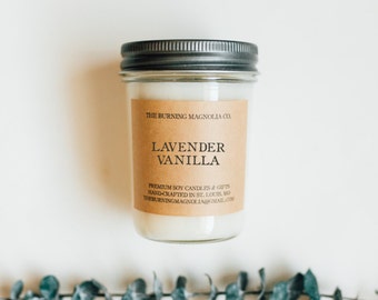 Lavender Vanilla Candle / Hand-Poured, Premium Soy Candle / Warm Candle / Candle in a Jar / Natural / 8 oz Candle