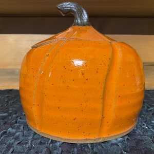 Happy pottery pumpkin image 2