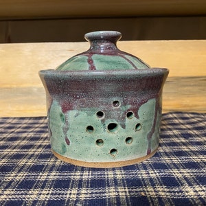 Spring green pottery garlic keeper