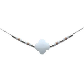 The brim of silver neck white clover bead miyuki