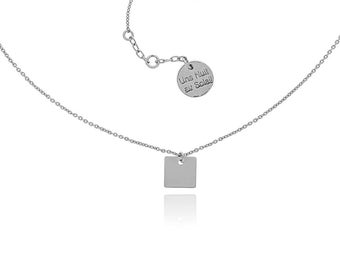 Collier ras de cou chaîne fine pendentifd carré plaqué Argent