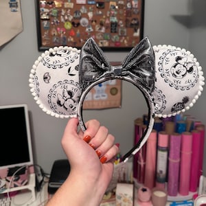 Black and White Minnie Mouse Ears