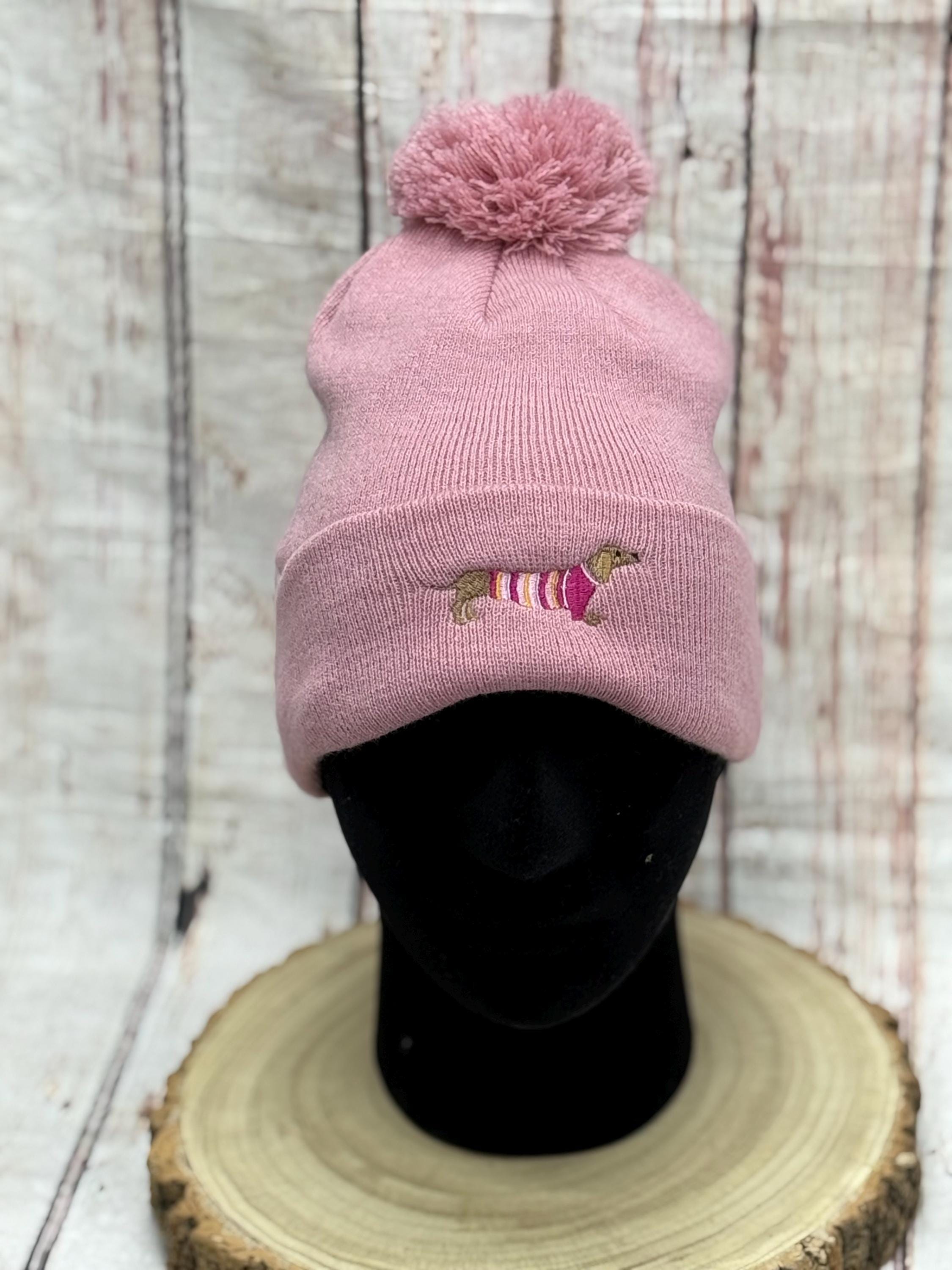 Warm Embroidered Dachshund Beanie: Perfect Dog Lover Gift  display picture 1