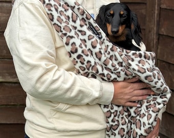 Mochila portaperros tipo bandolera con estampado de leopardo: Forro polar, gancho giratorio.