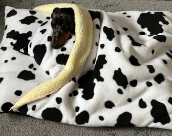 Fleece Dog Bed Cave: Dachshund Snuggle Sack with Sherpa Lining