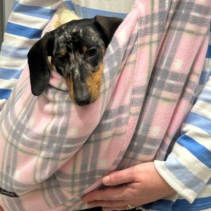 Dachshund sling  ,Dog sling carrier ,small dog sling bag , puppy sling carrier ,pet sling carrier,lined in Sherpa fleece