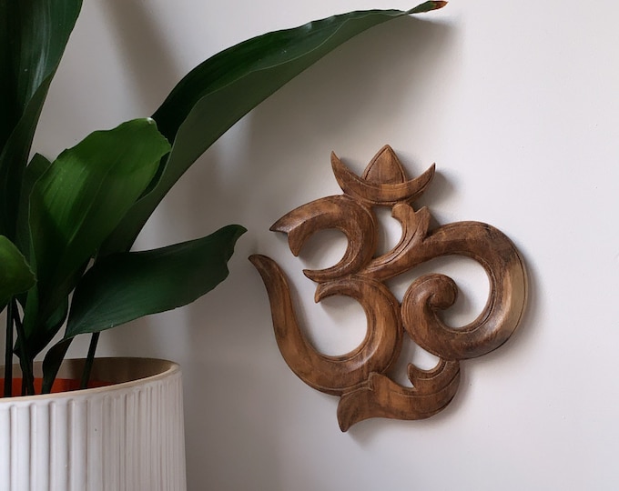 Om Sign Natural Wood Handmade for yoga space, meditation altar - spiritual gift | yoga lover gift | christmas gift | yoga gift | xmas yoga