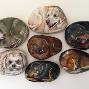Hand Painted Sea Rock - Custom Dog Portraits on Rocks - Painted Dogs on Rock - Painted Animals on Rocks - Hand Painted Pet Portraits