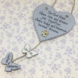Neues Zuhause personalisierte Plakette, personalisiertes neues Zuhause Geschenk, Zitat für neues Zuhause, erstes Hausgeschenk, Willkommen in Ihrem neuen Zuhause