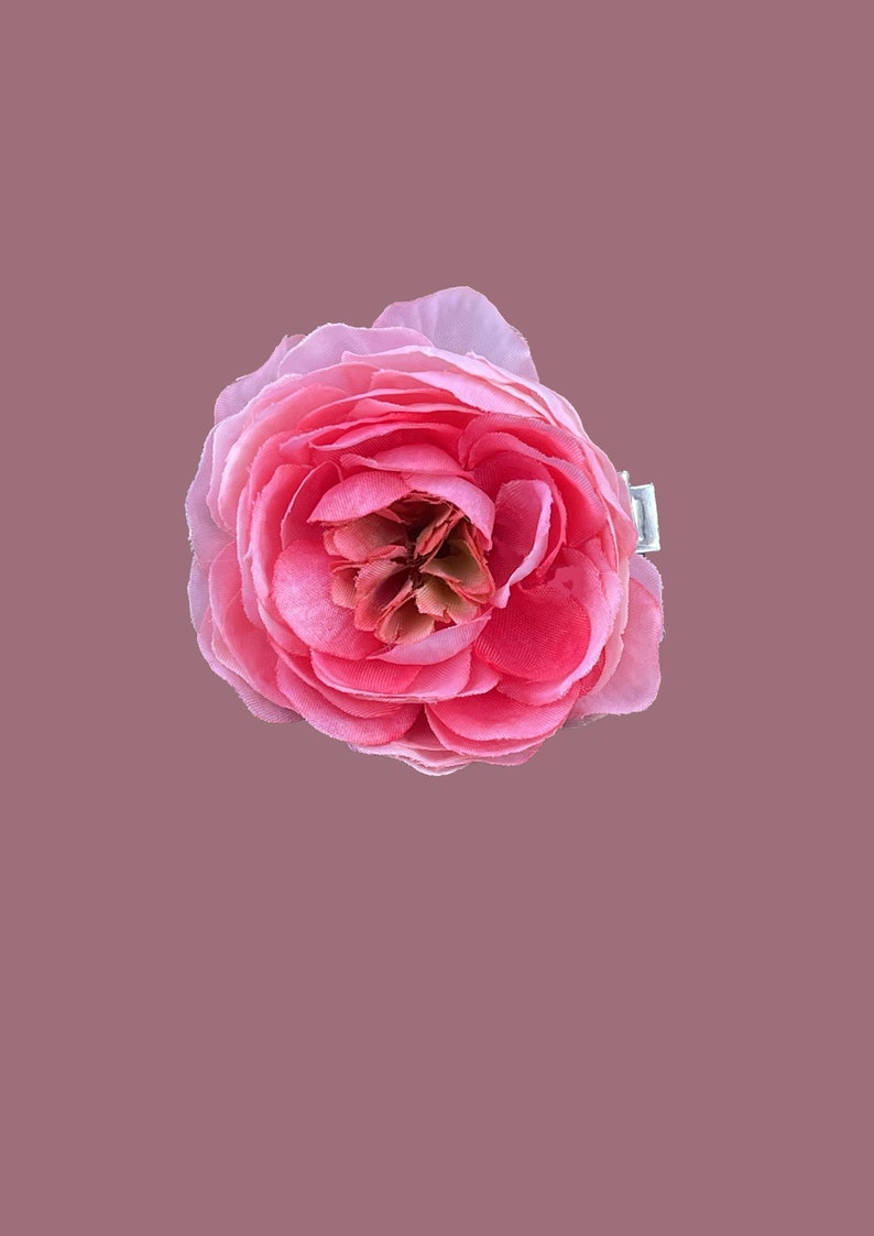 Bubble gum pink silk ranunculus hair accessory image 4