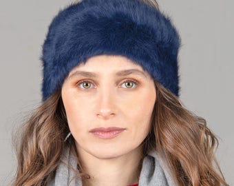Angora headband in midnight blue. Warm, cosy and soft designer headband handmade in Berlin for cold winter days, Lili.