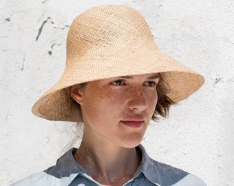 Fedora women's hat, summerlook, straw hat, sun hat, millinery, elegant, pure, designer, wide brim, cloche, handcrafted, fashion outfit, Pina