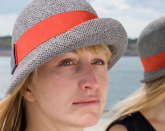Handmade ladies straw hat in elegant 20s style. Romantic cloche with round headpiece and asymmetrical brim in flannel grey colour, Aimée