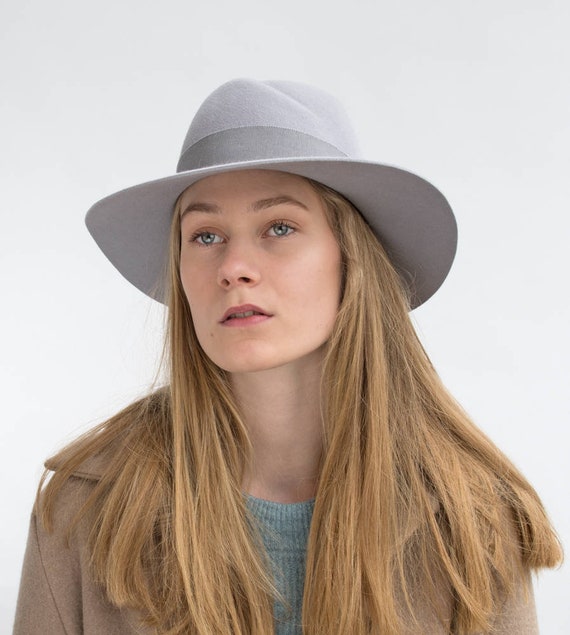 Womens Stylish Gray Fedora Hat Gray Felt Fedora Hat: Wide Brim Women main image 2