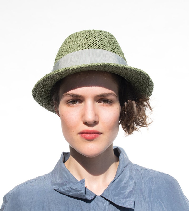 Stylish Summer Fedora, Lightweight Straw Hat With Curved Brim Made of