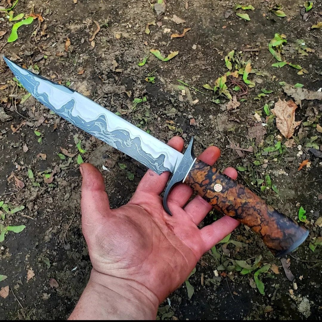 Cannister Damascus Core Stainless San Mai Bowie - 8 to 10 Week Lead Time