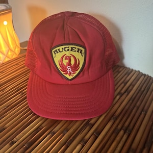 vintage Ruger Trucker Hat rouge maille Snapback USA made firearms casquette des années 80 image 1