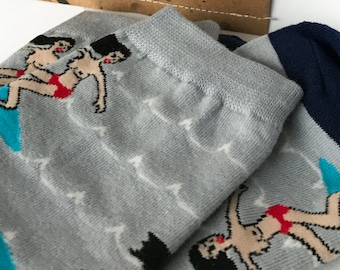 SURFING SOCKS