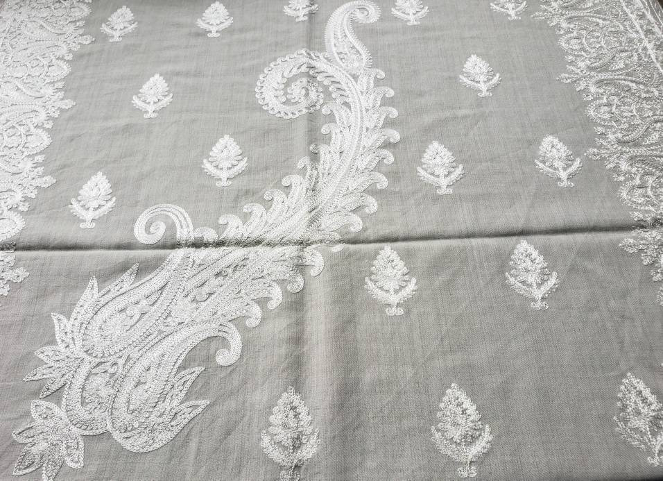formal shawl for wedding guest