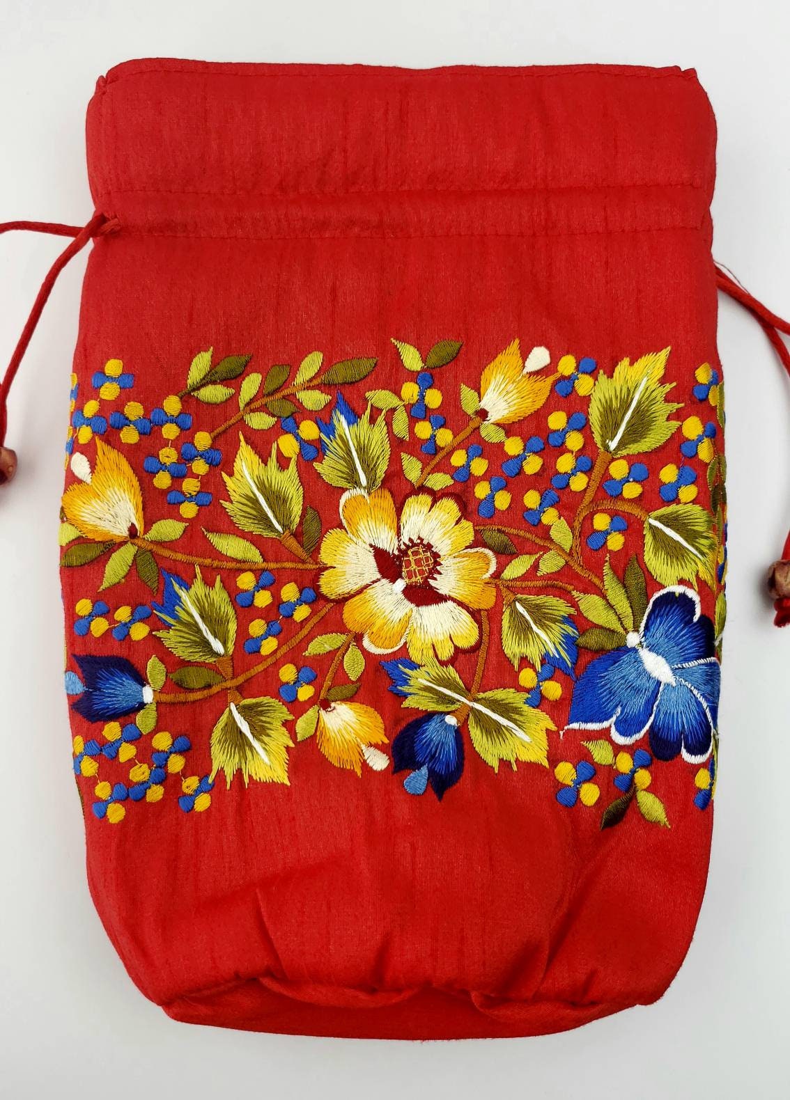 Embroidered drawstring pouch, potli bag, cosmetic bag, jewelry pouch,jewelry travel bag,jewelry