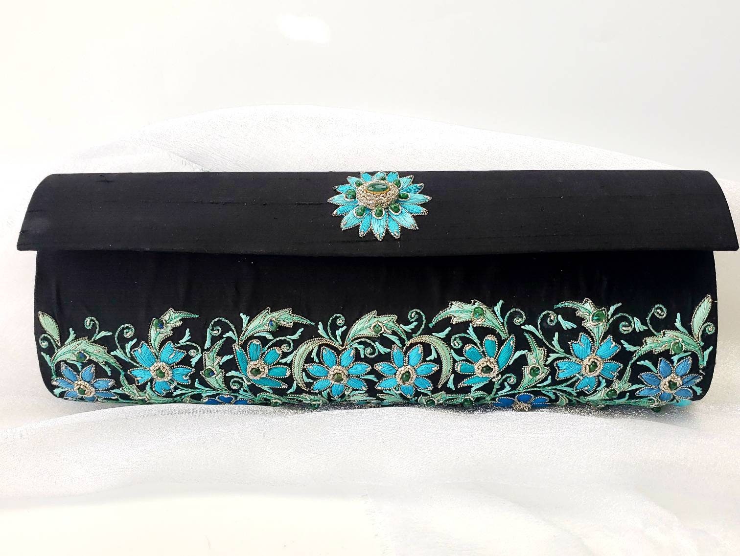 Embroidered Floral Clutch Bag, Clutch Purse, Lace Clutch Purse, Wedding  Clutch Bag, Evening Clutch, Handmade Clutch Bag, Embroidered Purse - Etsy